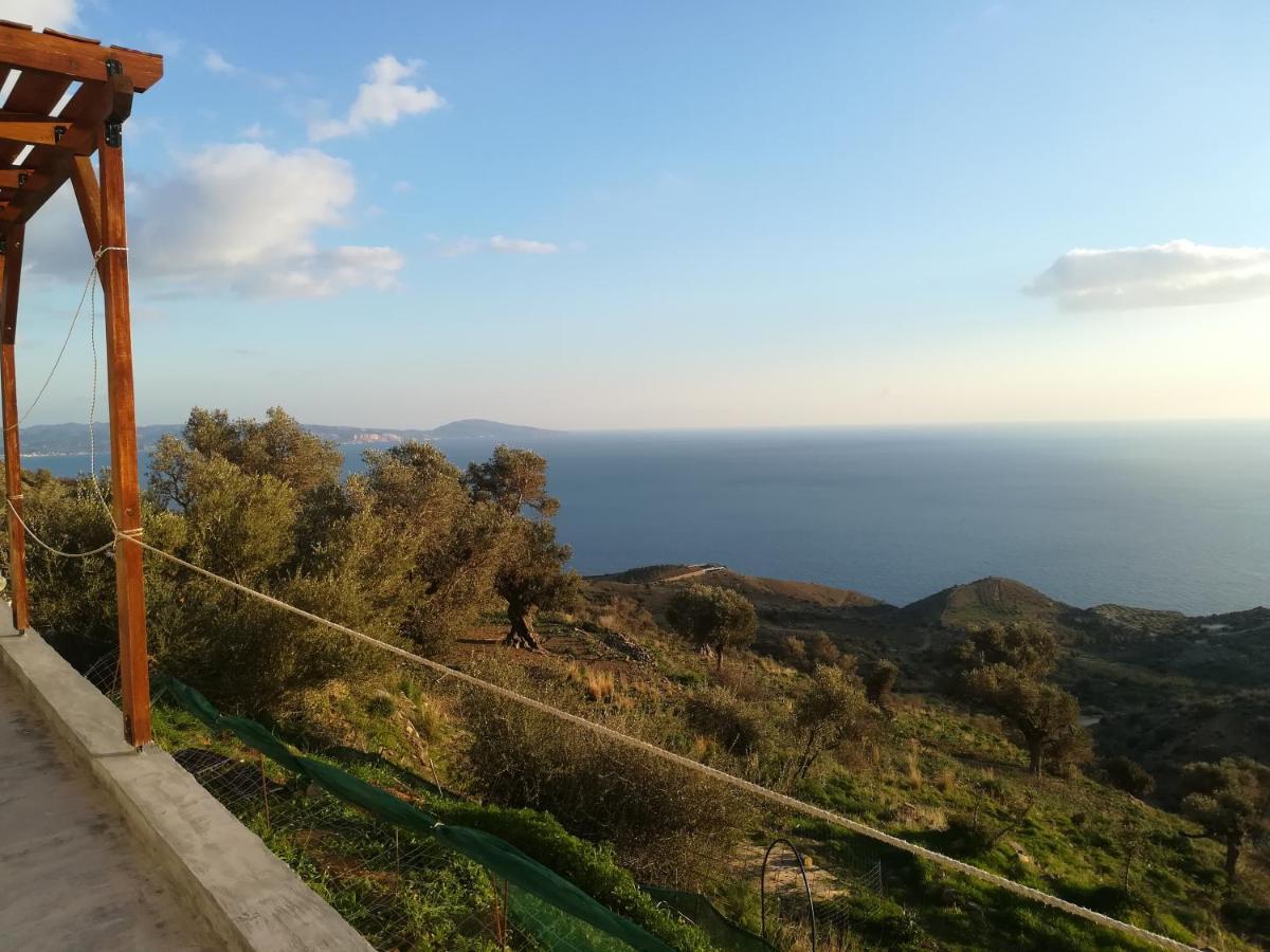 Sea Breeze Ecological Villa Agia Galini Exteriör bild